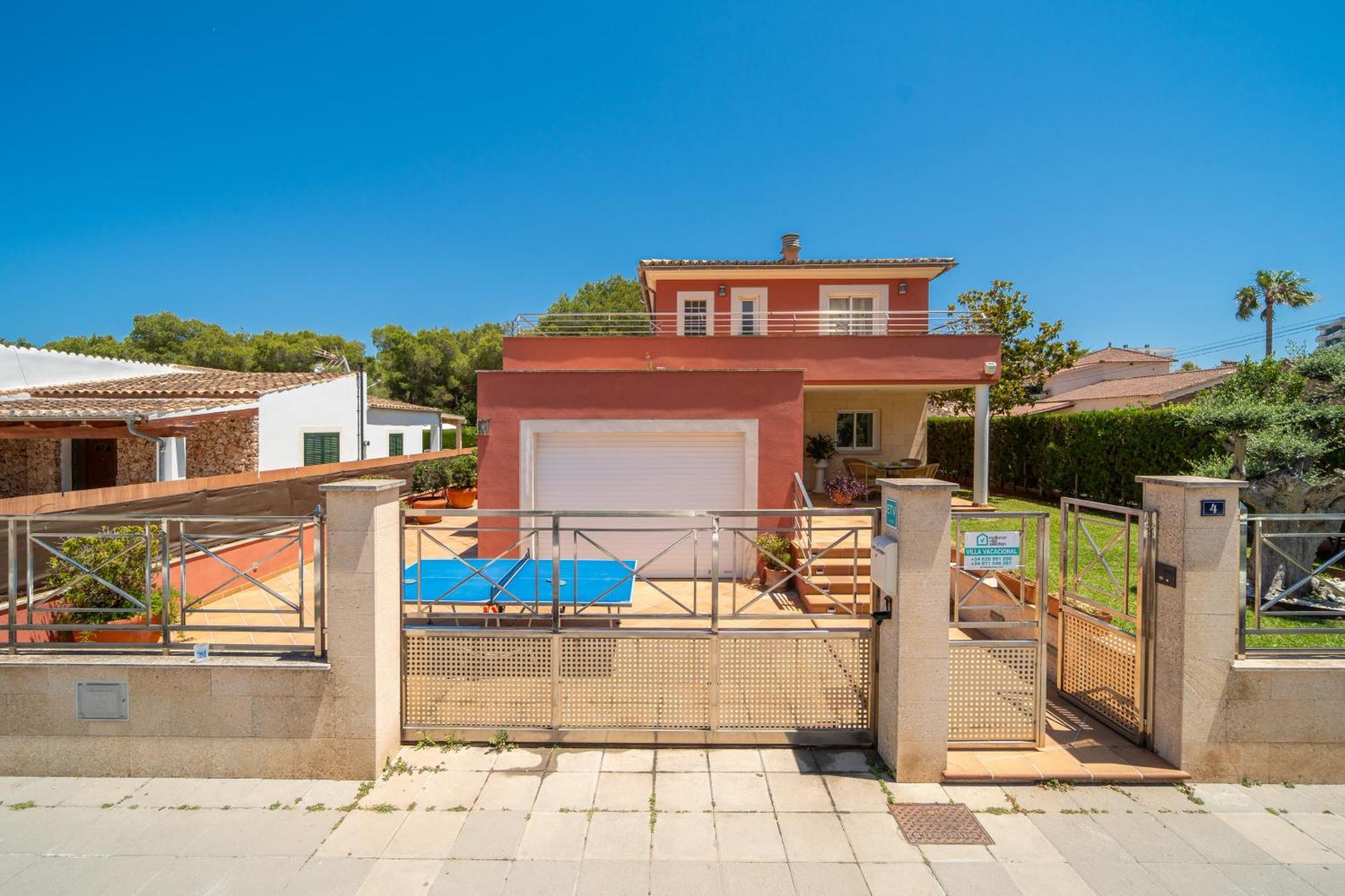 Chalet Casa Massanet Alcudia By Mallorca Selection